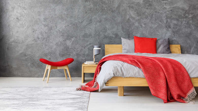 Bedroom with grey accent wall