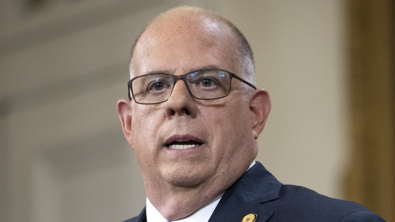 Larry Hogan gives a speech