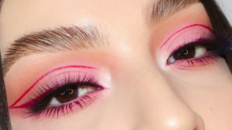 This Graphic Eyeliner Trend Isn't For The Faint Of Heart