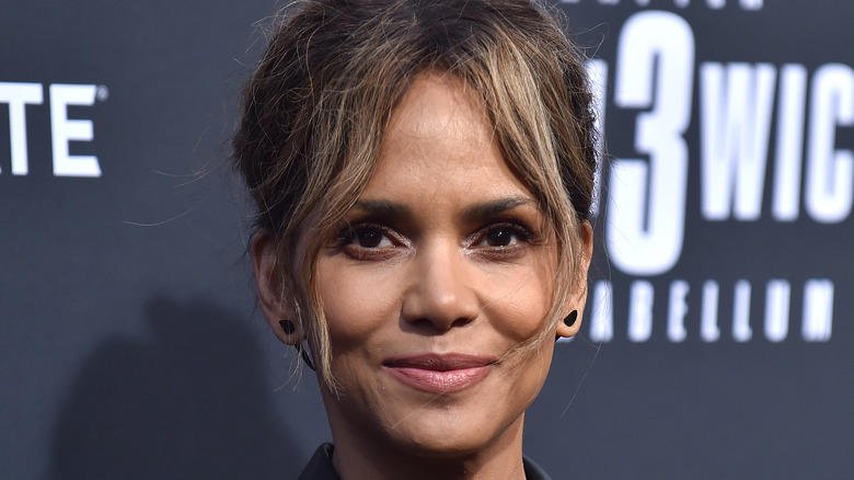 Halle Berry 