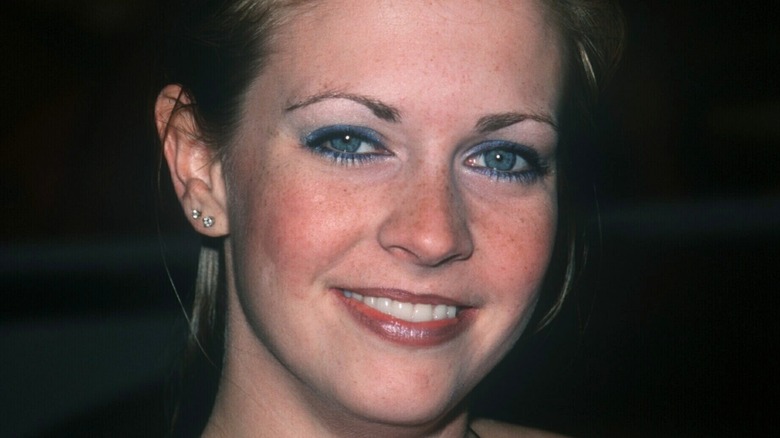 Melissa Joan Hart on the red carpet 