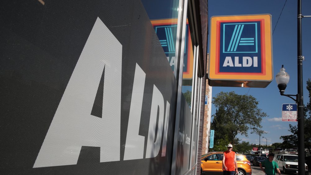 Aldi exterior