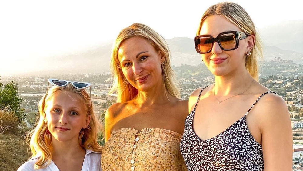 Christi Lukasiak with her daughters