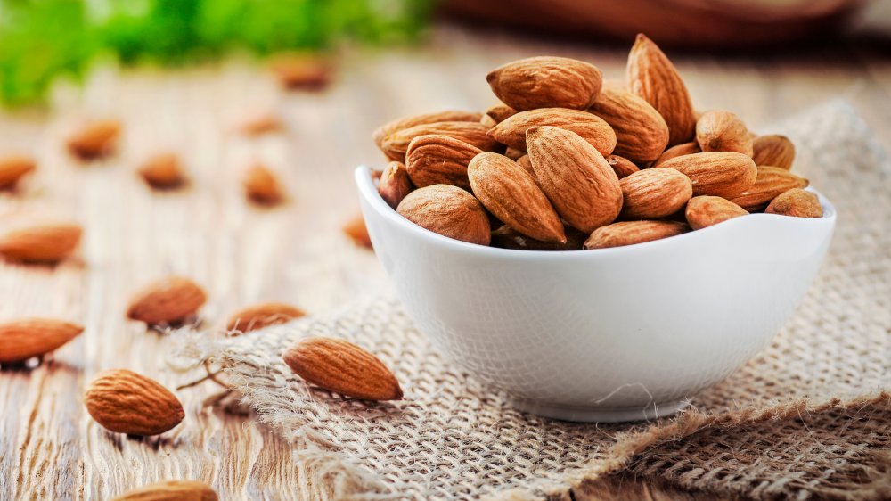 almonds in bowl