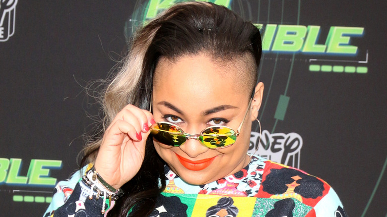 Raven Symone smiling