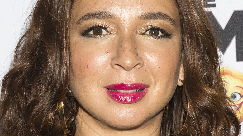 Maya Rudolph posing