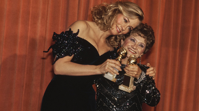 Cybill Shepherd and Estelle Getty holding up their Golden Globes in January 1986, after being jointly honored in the 'Best Actress in a Television Series (Comedy or Musical)' category