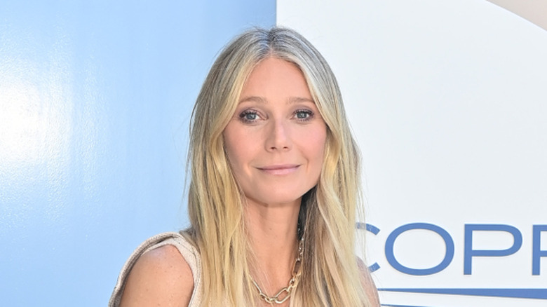 Gwyneth Paltrow in a no-makeup look with long blonde hair