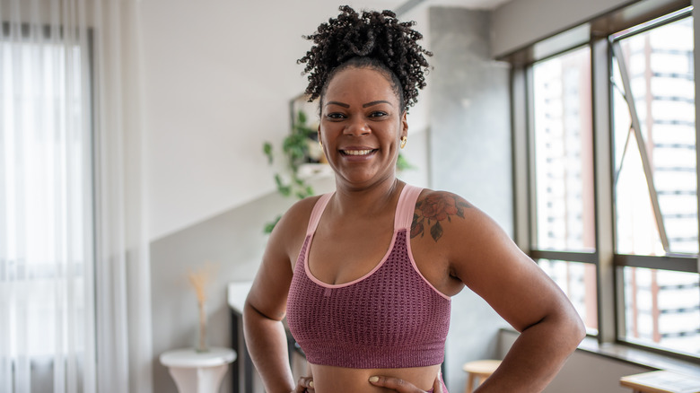woman getting ready for home workout