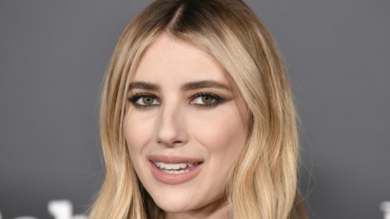 Emma Roberts poses with tiramisu blonde hair