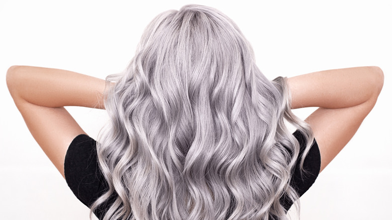 Silver wavy hair 