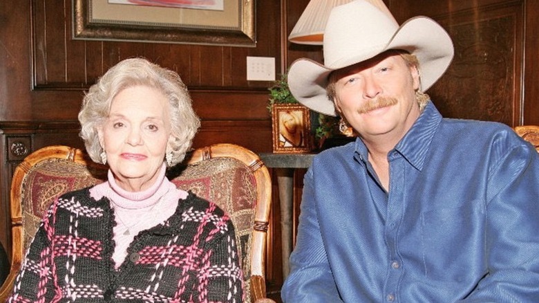 Tragic Details About Alan Jackson