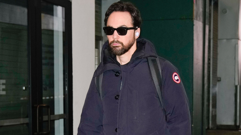 Jim Parsons wearing sunglasses