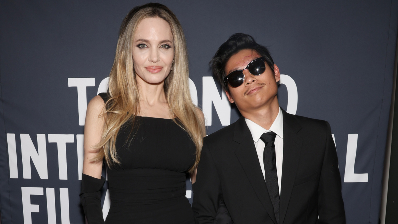 <a href="https://www.thelist.com/1733522/brad-pitt-angelina-jolie-son-pax-tragic-details/" target="_blank">Tragic Details About Brad Pitt And Angelina Jolie’s Son Pax</a>