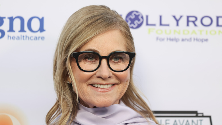 Maureen McCormick wears glasses