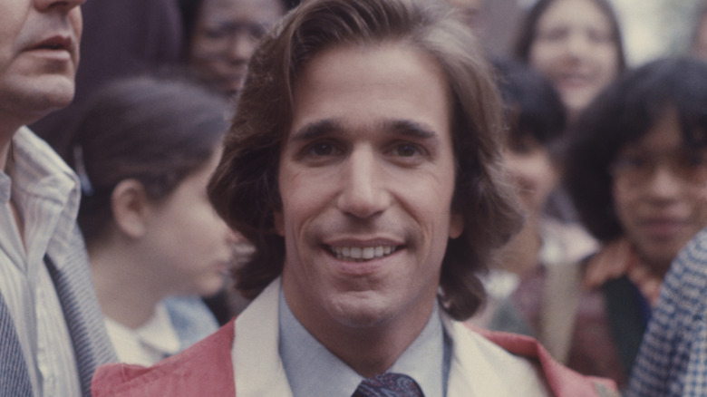 Henry Winkler on the 1977 set of Heroes.