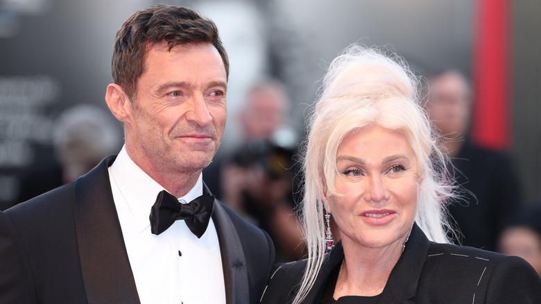 Hugh Jackman and Deborra-Lee Furness posing for photos