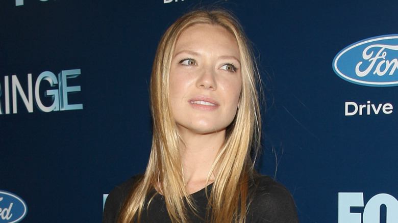 Anna Torv attending premiere of Fringe