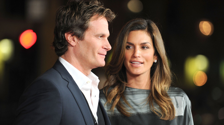 Cindy Crawford staring at Rande Gerber at a 2009 event