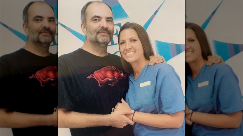 Amanda in her prison uniform with her husband.