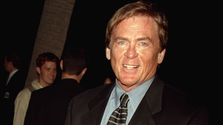 Daniel Davis on the street