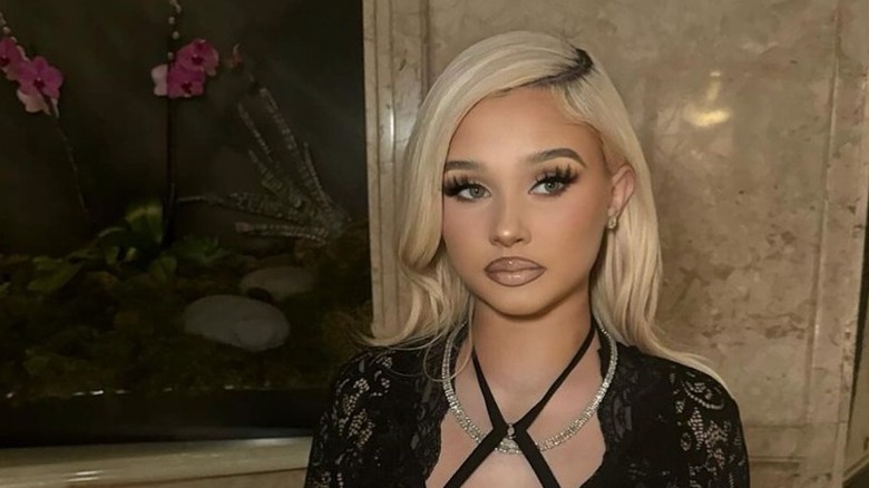 Alabama Barker wearing jewelry