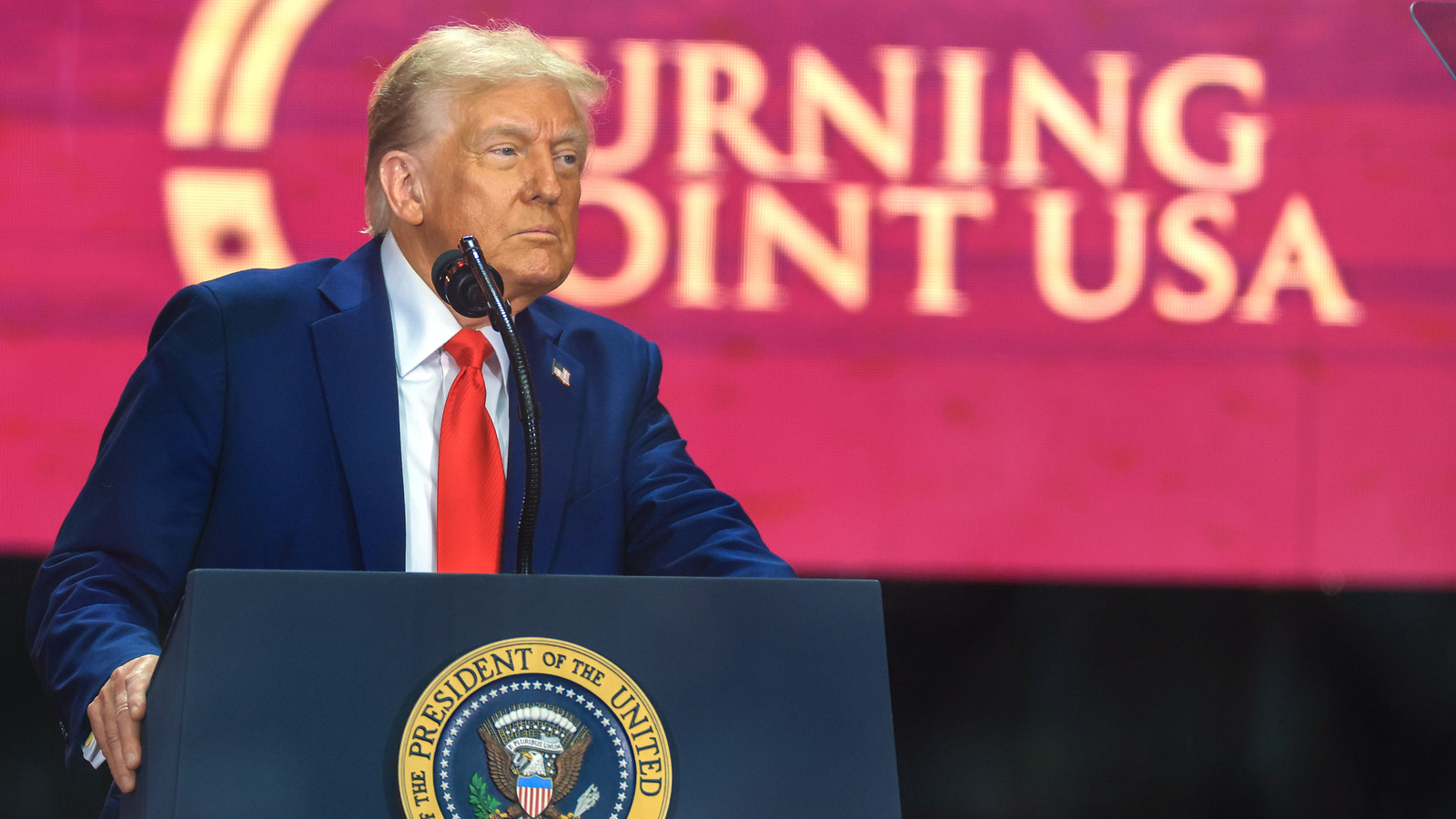 <a href="https://www.thelist.com/1974725/trump-family-members-attended-charlie-kirk-memorial-service-who-skipped/" target="_blank">Trump Family Members Who Attended Charlie Kirk’s Memorial Service & The Ones Who Were MIA</a>
