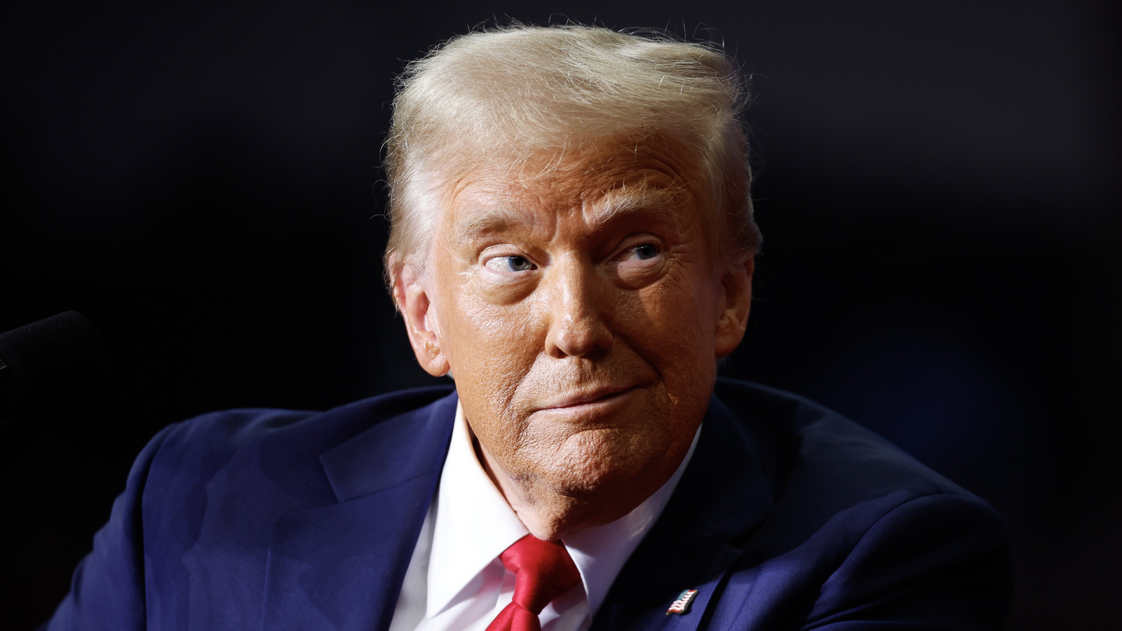 <a href="https://www.thelist.com/1987940/trump-plans-ultimate-ego-boost-80th-birthday-2026-ufc-fight/" target="_blank">Trump Plans The Ultimate Ego Boost For His 2026 Birthday (Are We Surprised?)</a>