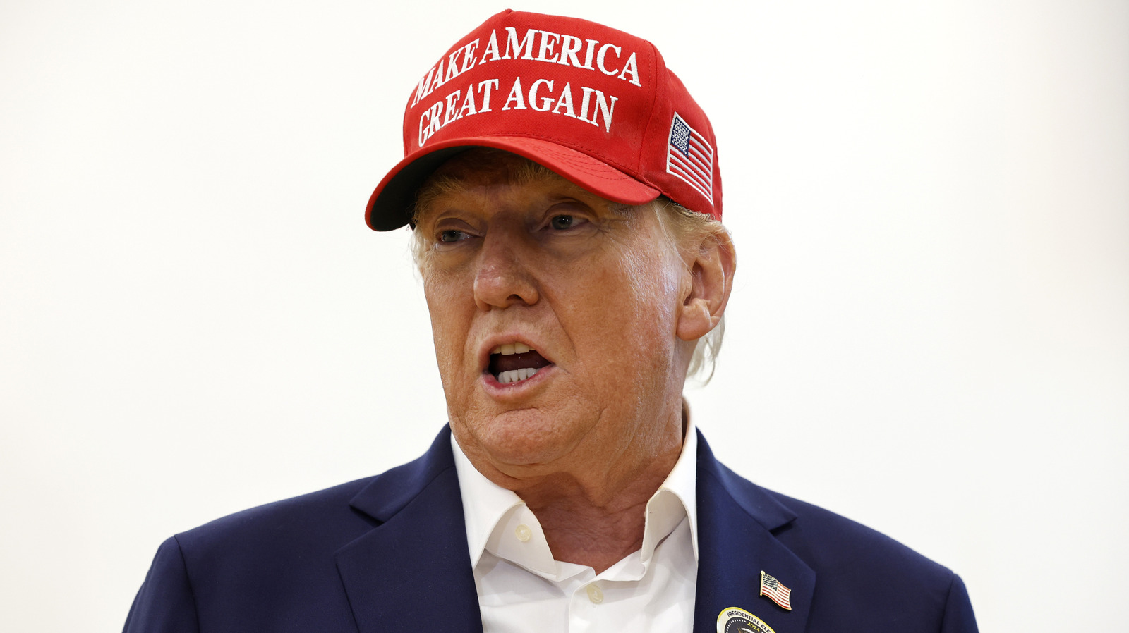 <a href="https://www.thelist.com/1712261/trump-biggest-controversies-new-york/" target="_blank">Trump’s Biggest Controversies In New York</a>
