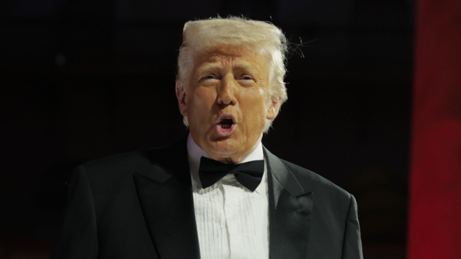 <a href="https://www.thelist.com/1831382/pam-bondi-husband-john-wakefield-trump-jealous-comments/" target="_blank">Trump’s Comments About Pam Bondi’s Partner Accidentally Exposed A Major Insecurity</a>