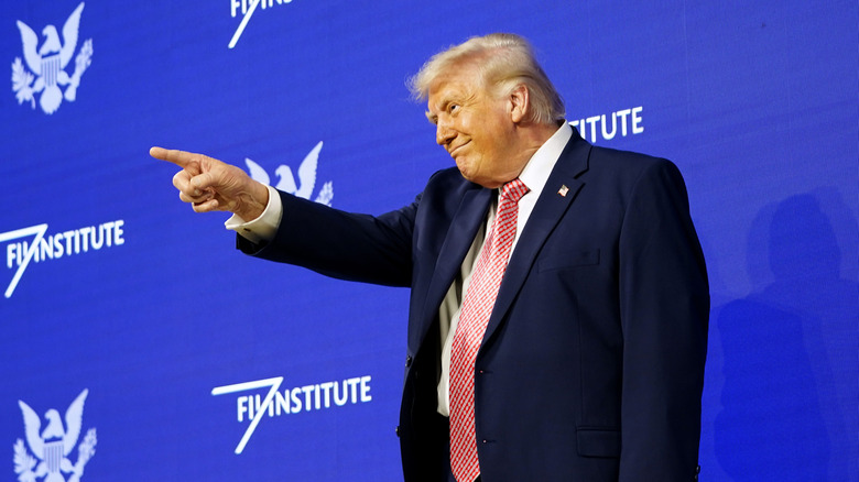 Donald Trump pointing