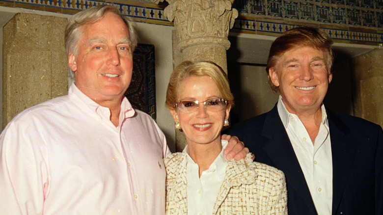 Robert, Blaine, and Donald Trump posing
