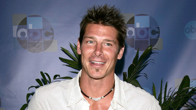 Ty Pennington posing on the red carpet