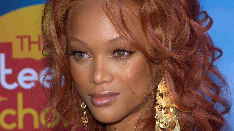 Tyra Banks auburn hair