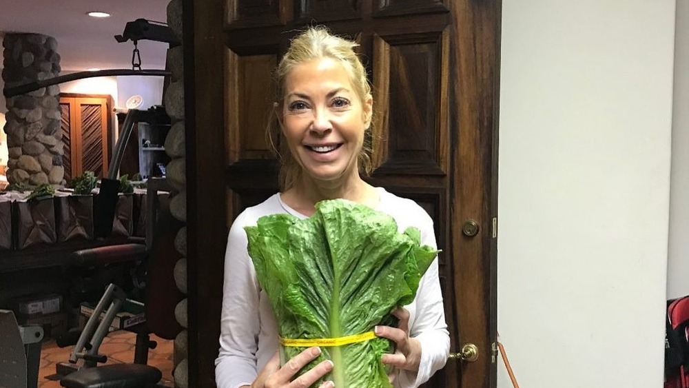 Elaine Culotti holding lettuce