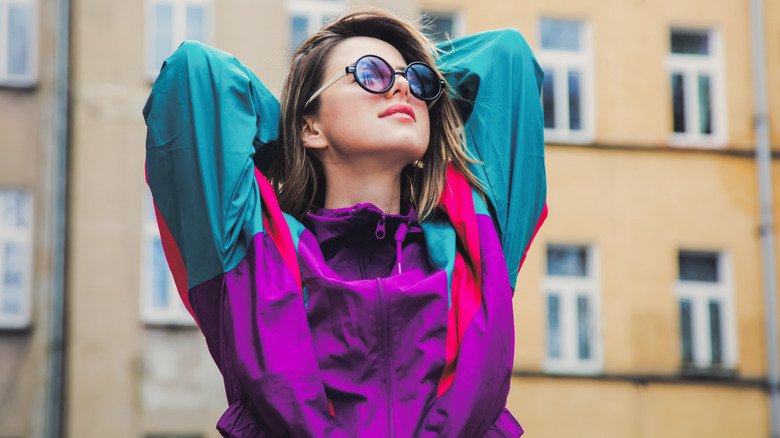 woman in colorblock jacket, woman with 90s clothes