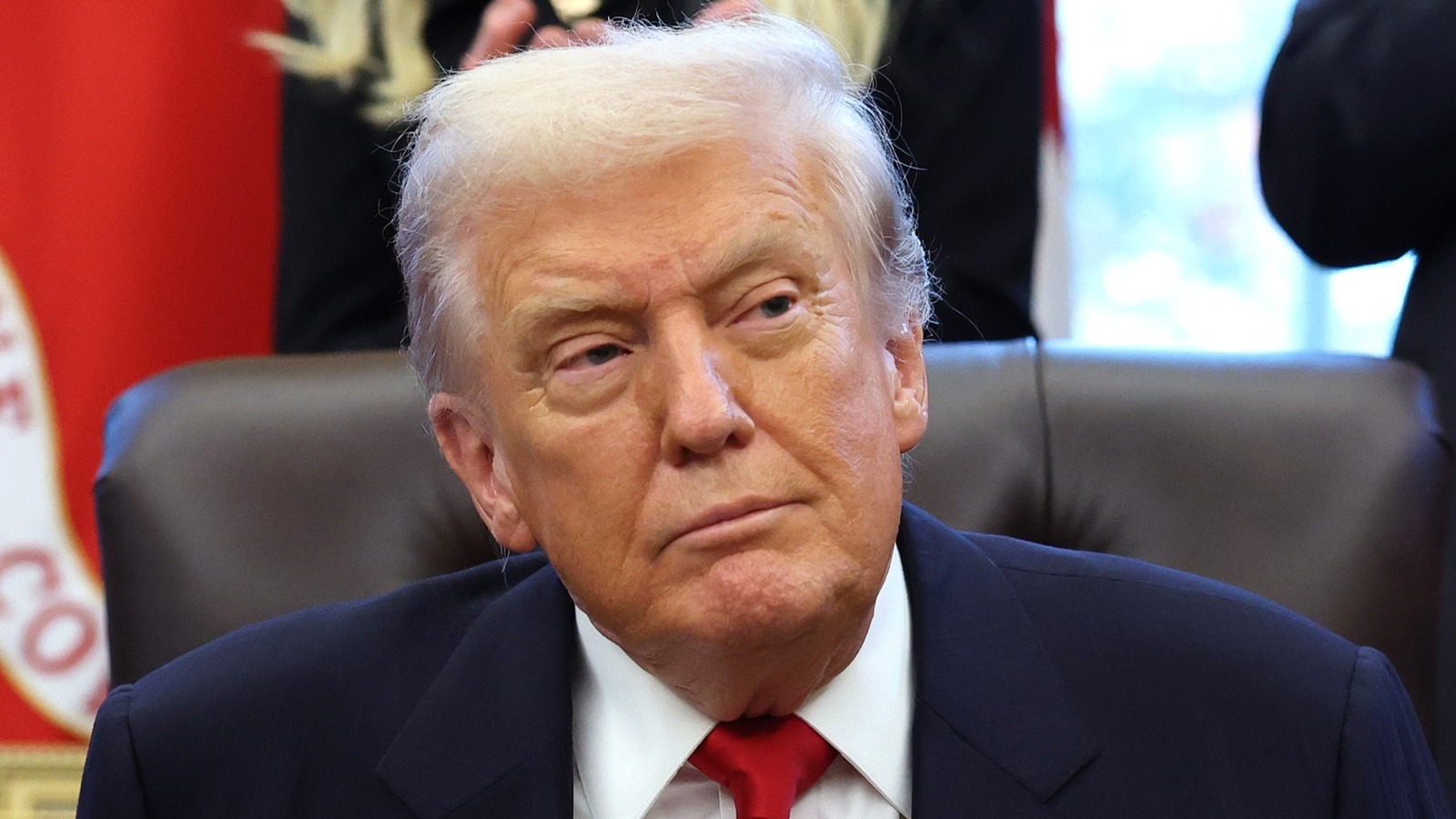 Unfiltered Photos Of Donald Trump’s Makeup That Prove It Looks Even Worse Up Close