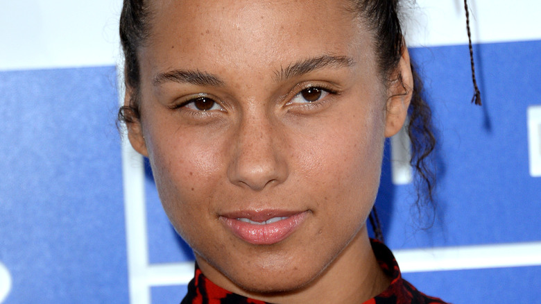 Alicia Keys without makeup