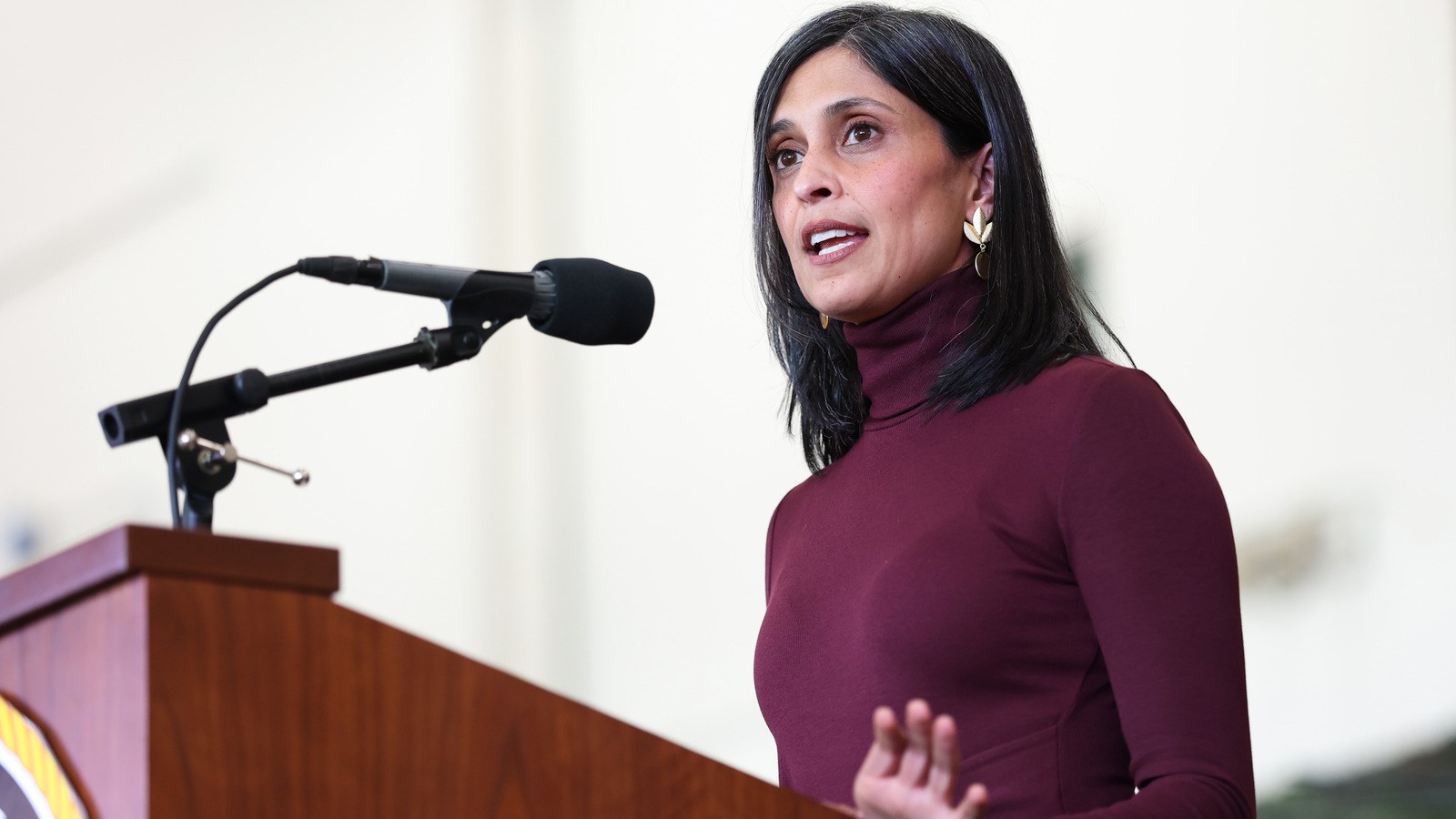 Usha Vance Attempts To Tackle Divorce Rumors With Flimsy Excuse For Ditching Wedding Ring