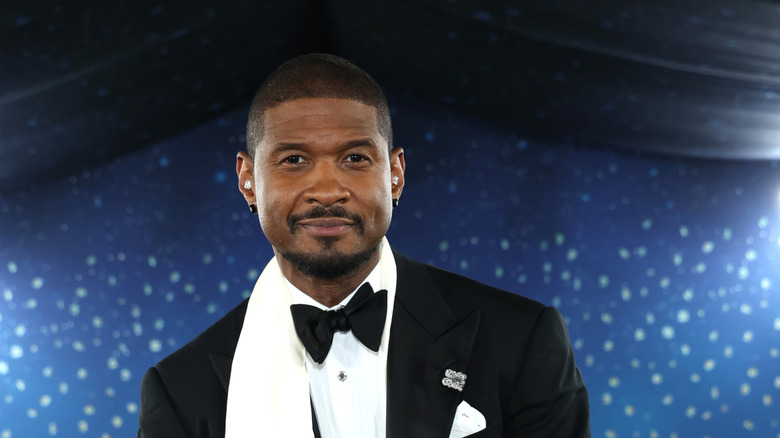 Usher in a tux