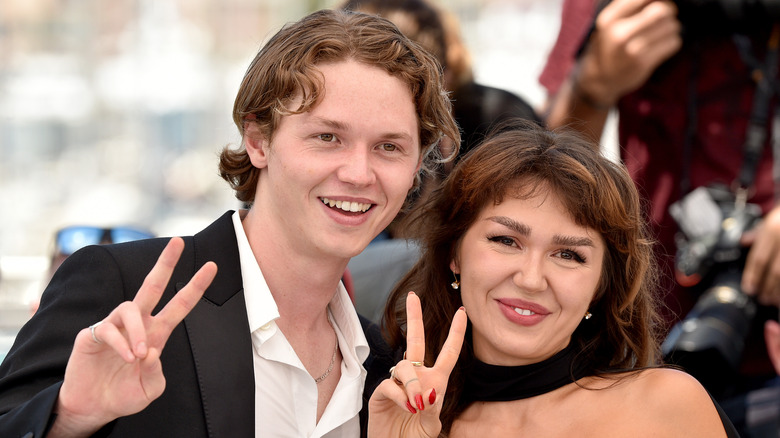 Mercedes and Jack Kilmer, smiling