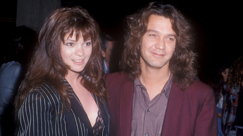 Valerie Bertinelli and Eddie Van Halen smiling at the 1989 "Batman" Los Angeles premiere