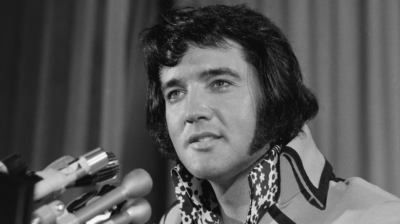 Elvia Presley at a press conference in New York in the 1970s.