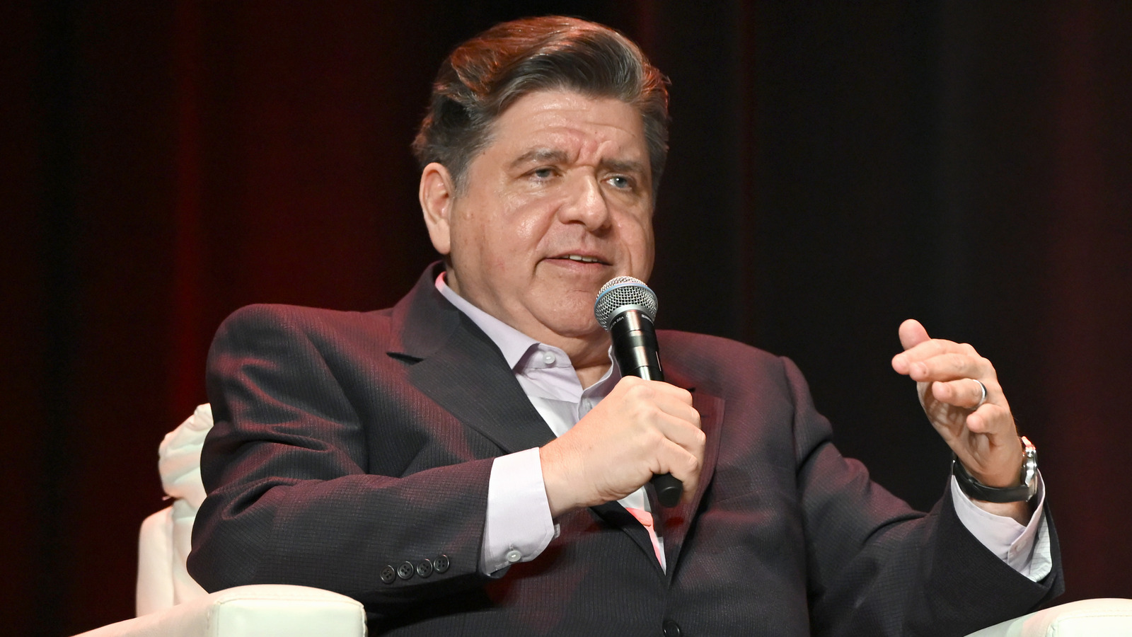 <a href="https://www.thelist.com/2047073/governor-jb-pritzker-kicked-out-family-donald-trump-claims-explained/" target="_blank">Was Governor J.B. Pritzker Really Kicked Out Of His Family As Donald Trump Claims?</a>