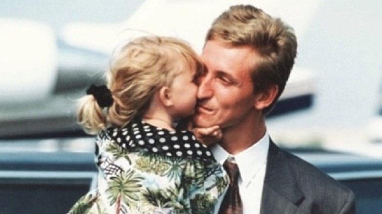 See Wayne Gretzky's Oldest Daughter Paulina, Who's a Model Now