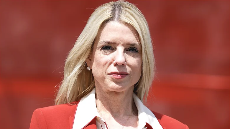 Pam Bondi Is A Total Mess & It's Only Getting Worse - cover