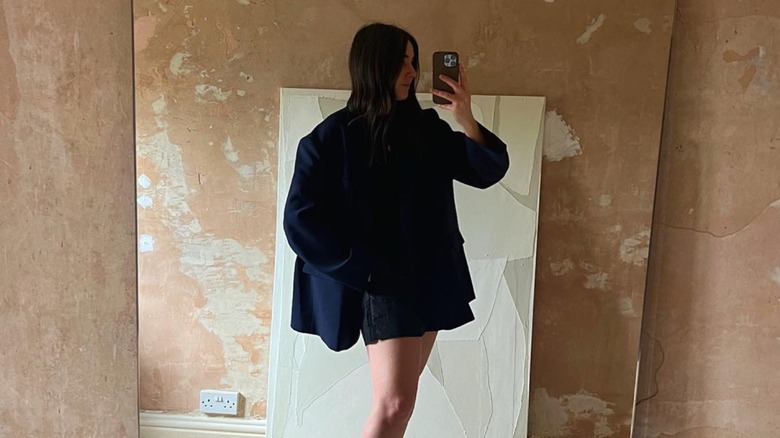 blue blazer with black skirt selfie