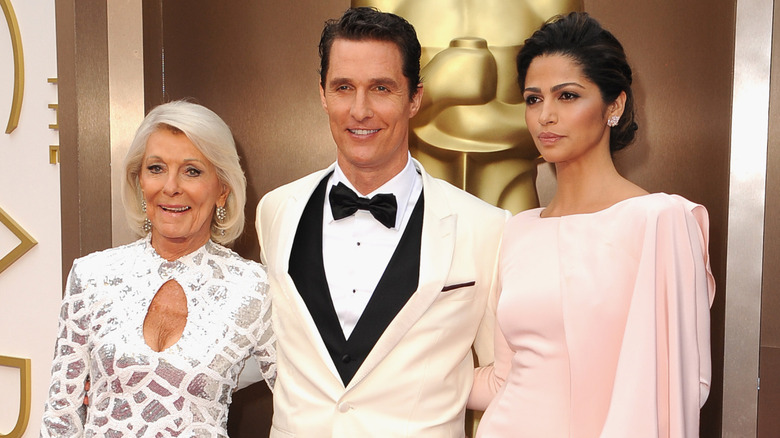 Mary Kathlene McConaughey, Matthew McConaughey, and Camila Alves at the Oscars