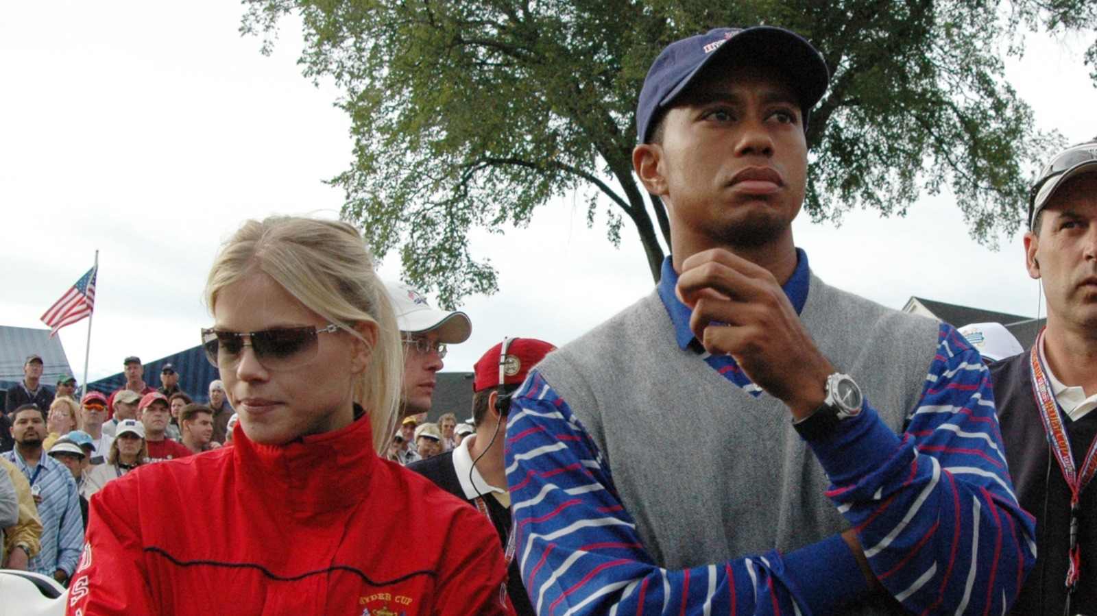 <a href="https://www.thelist.com/1813916/weird-things-tiger-woods-elin-nordegren-relationship/" target="_blank">Weird Things About Tiger Woods And Elin Nordegren’s Relationship Everyone Ignored</a>