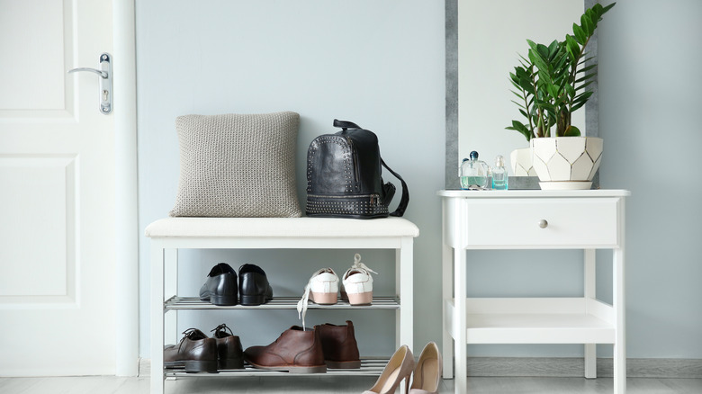 Entryway shelving